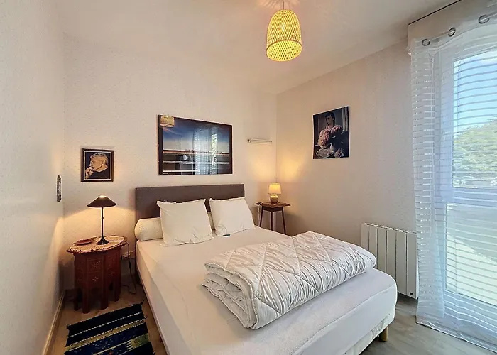 Avec Balcon, Parking Prive - Fr-1-361-66 * Granville